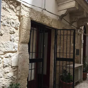https://dammuso-raffaello.sicilyhotelsitaly.net