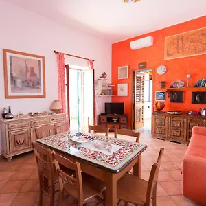 https://il-pesce-e-il-geco.sicilyhotelsitaly.net