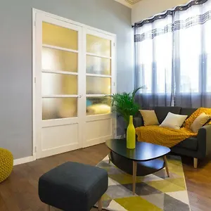 https://au-coeur-du-centre-historique-3-etoiles.fr-provencehotel.com